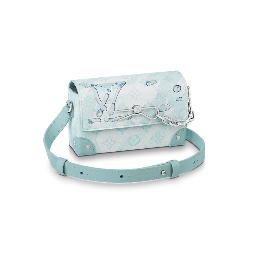 LOUIS VUITTON Steamer Wearable Wallet Monogram