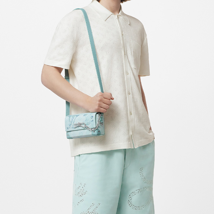 LOUIS VUITTON Steamer Wearable Wallet Monogram