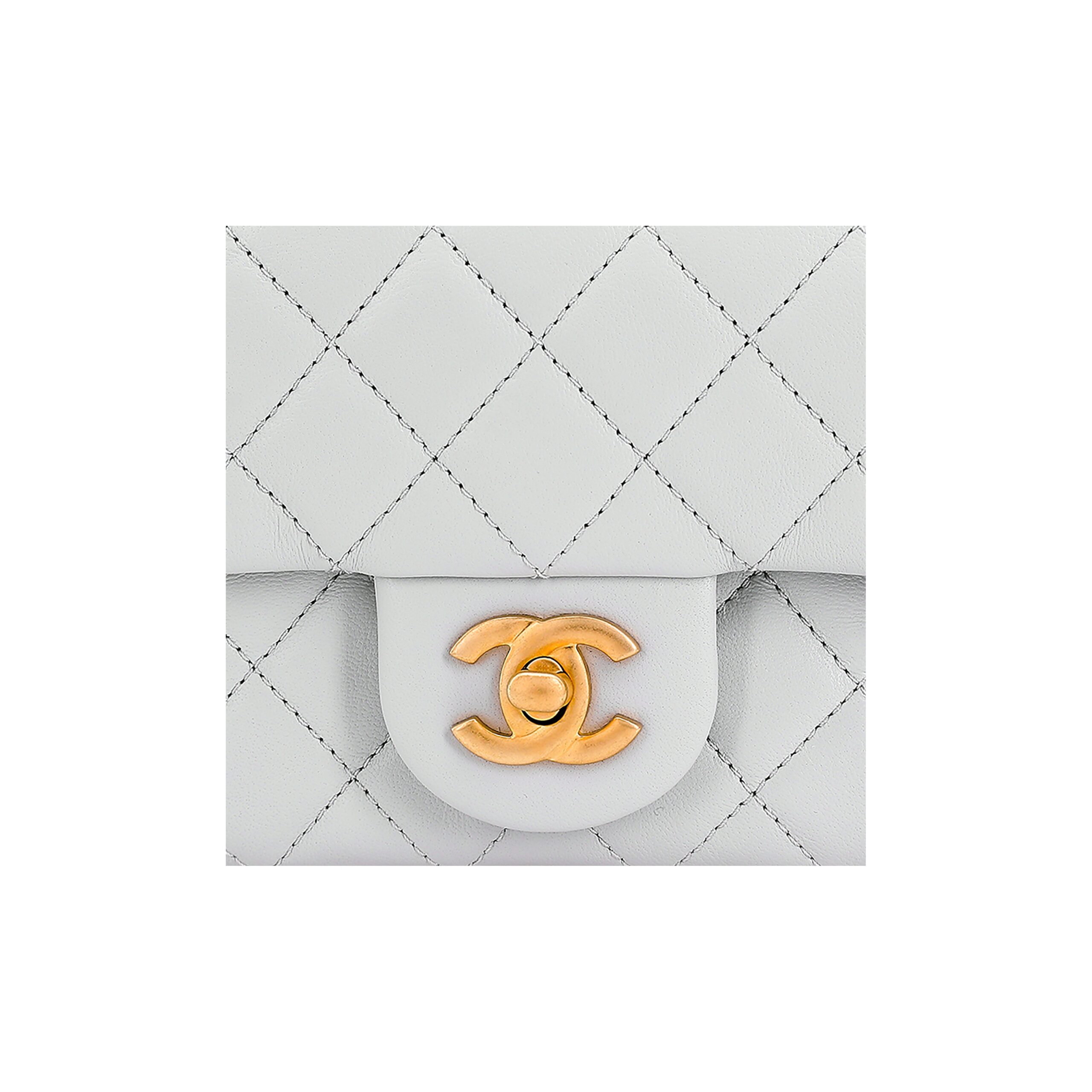 CHANEL 22K messenger bag