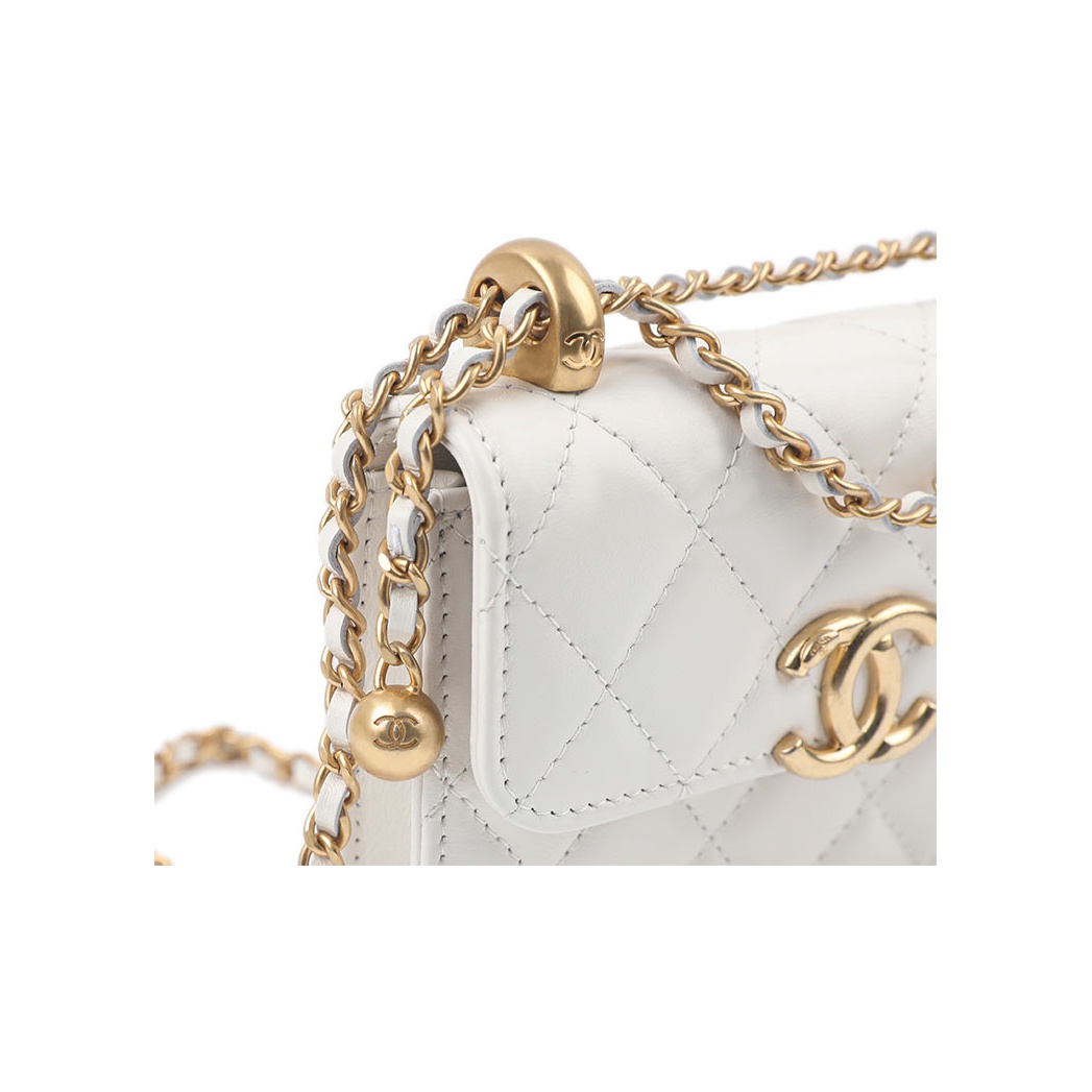 CHANEL WOC messenger bag