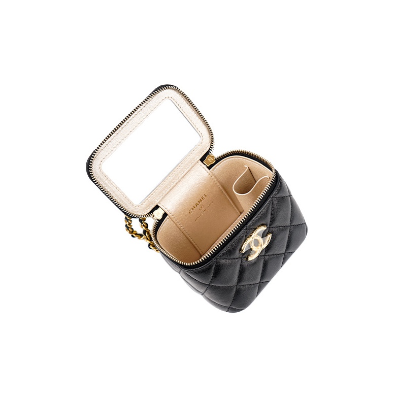 CHANEL 23C early spring messenger bag