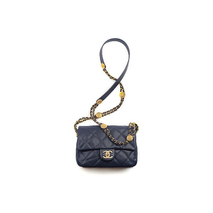 CHANEL messenger bag
