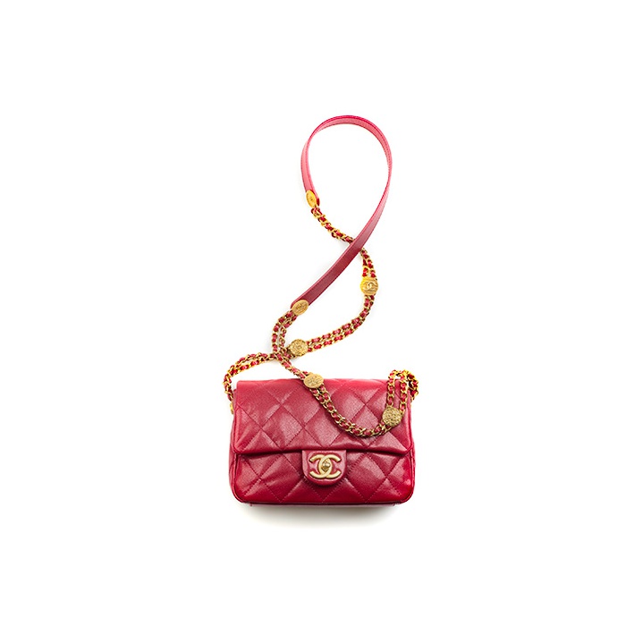 CHANEL messenger bag