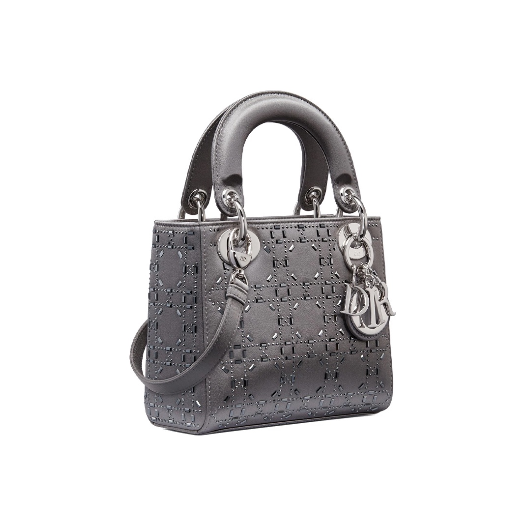 Ladies DIOR handbag