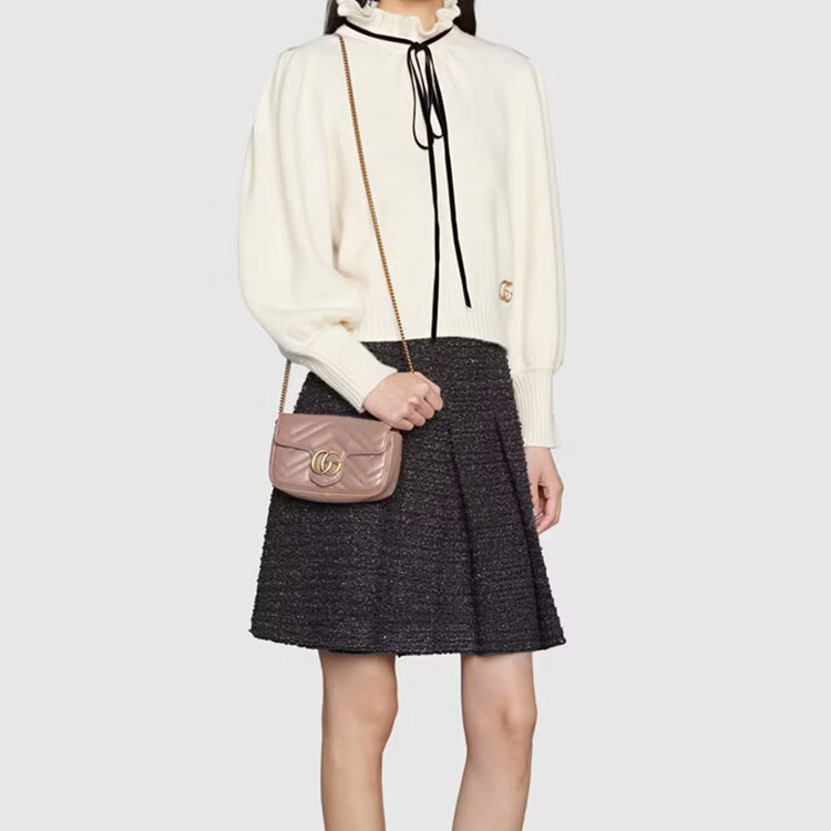 GUCCI GG Marmont messenger bag