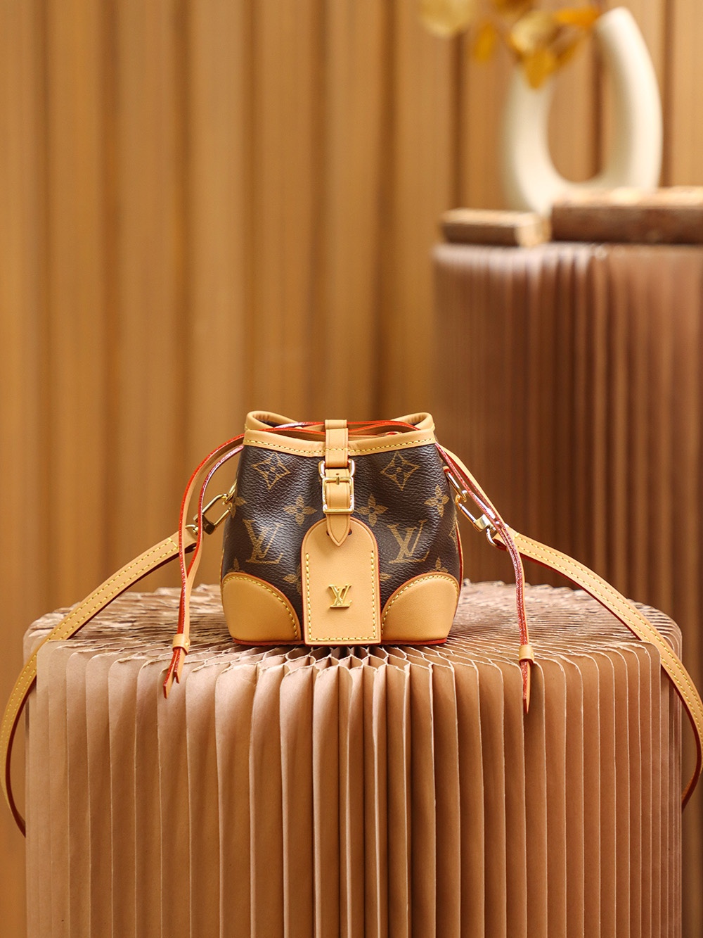 1722949327230.jpg Louis Vuitton LV NOÉwallet bag